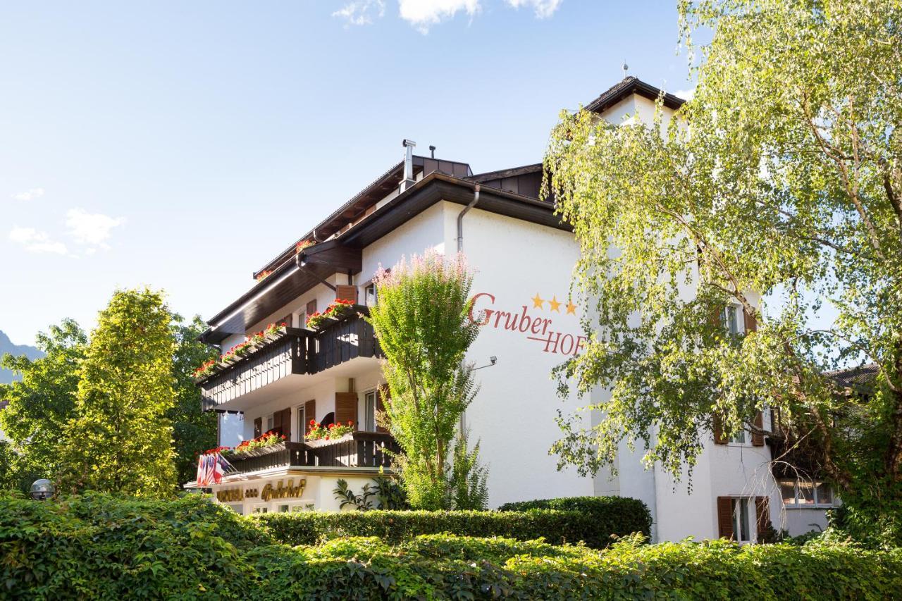 Hotel Gruberhof ميرانو المظهر الخارجي الصورة