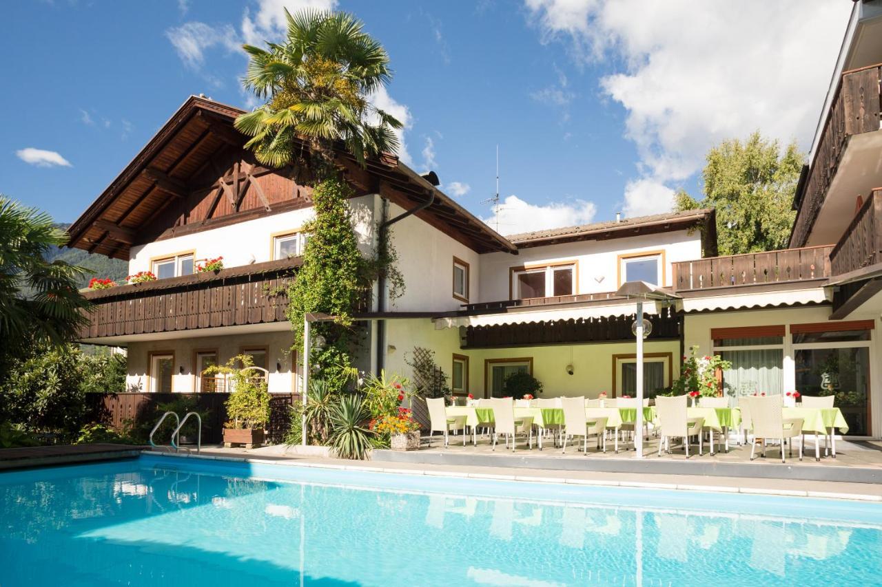 Hotel Gruberhof ميرانو المظهر الخارجي الصورة