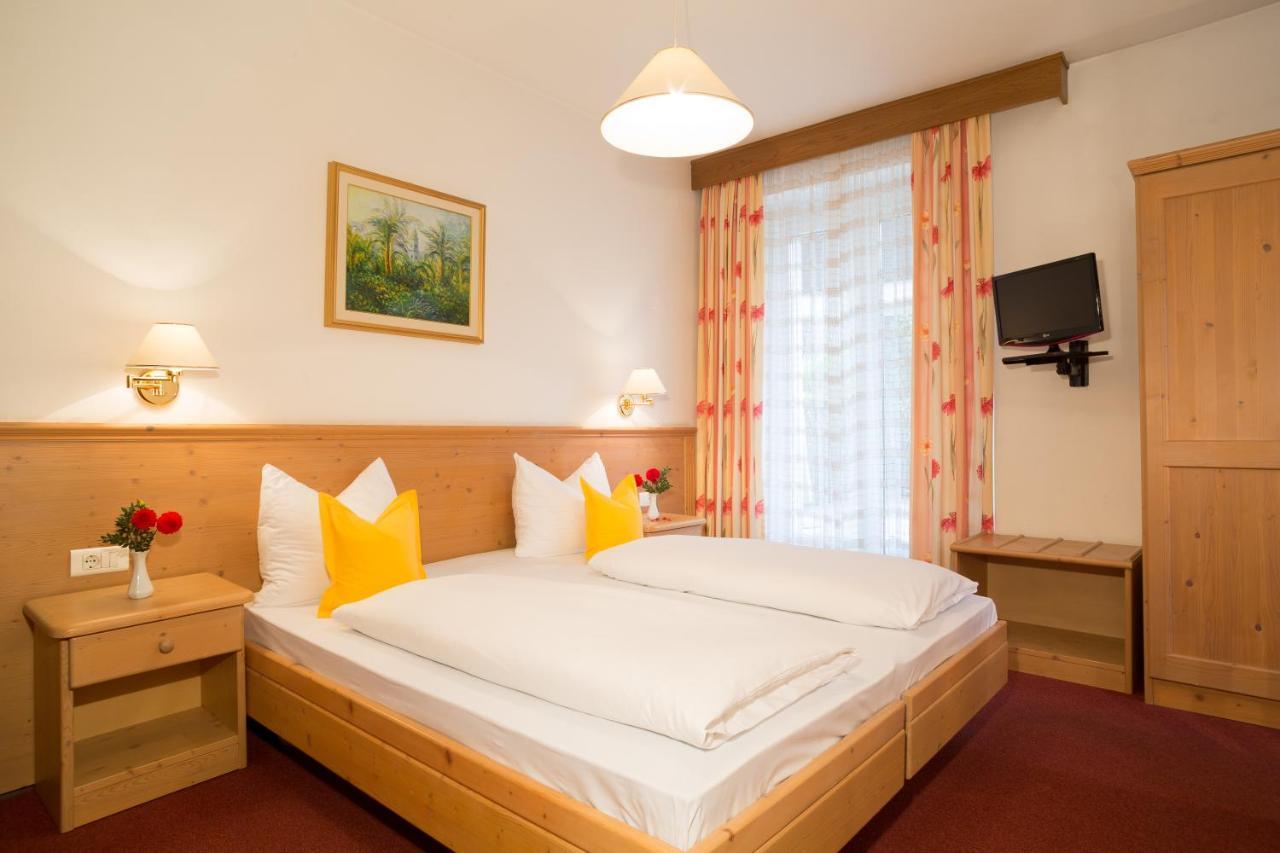 Hotel Gruberhof ميرانو المظهر الخارجي الصورة