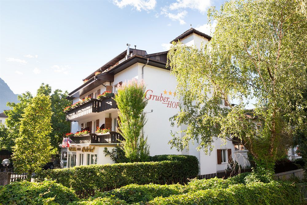 Hotel Gruberhof ميرانو المظهر الخارجي الصورة