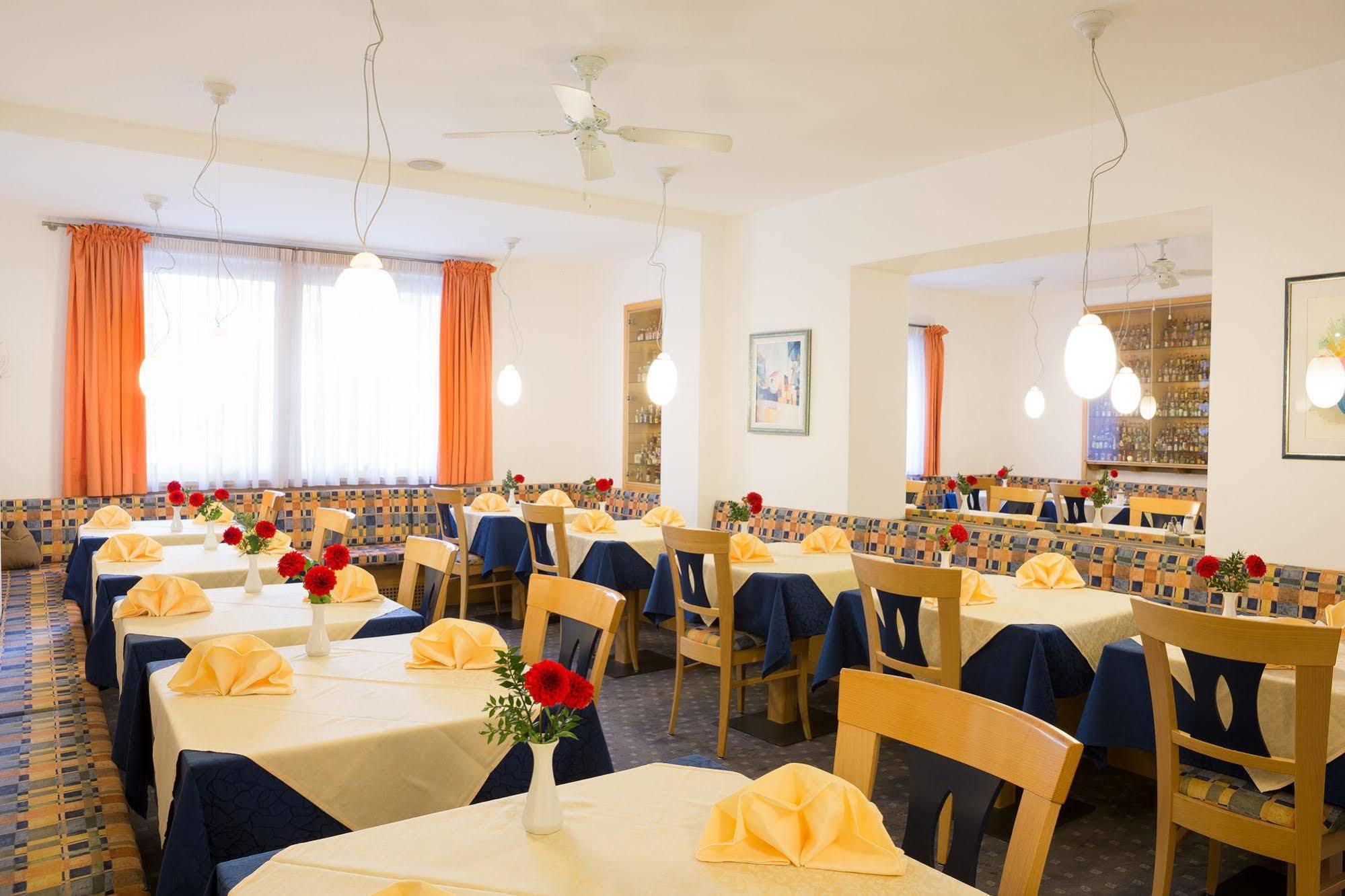 Hotel Gruberhof ميرانو المظهر الخارجي الصورة