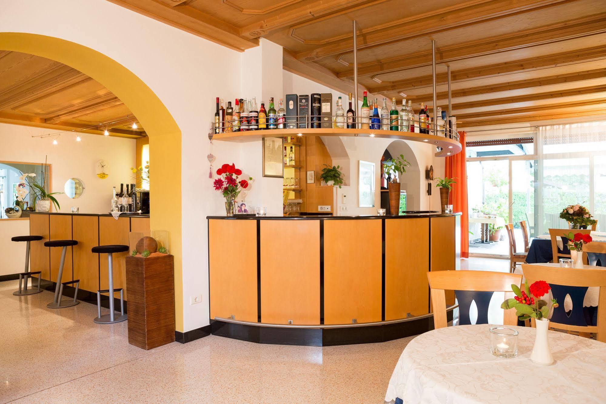 Hotel Gruberhof ميرانو المظهر الخارجي الصورة