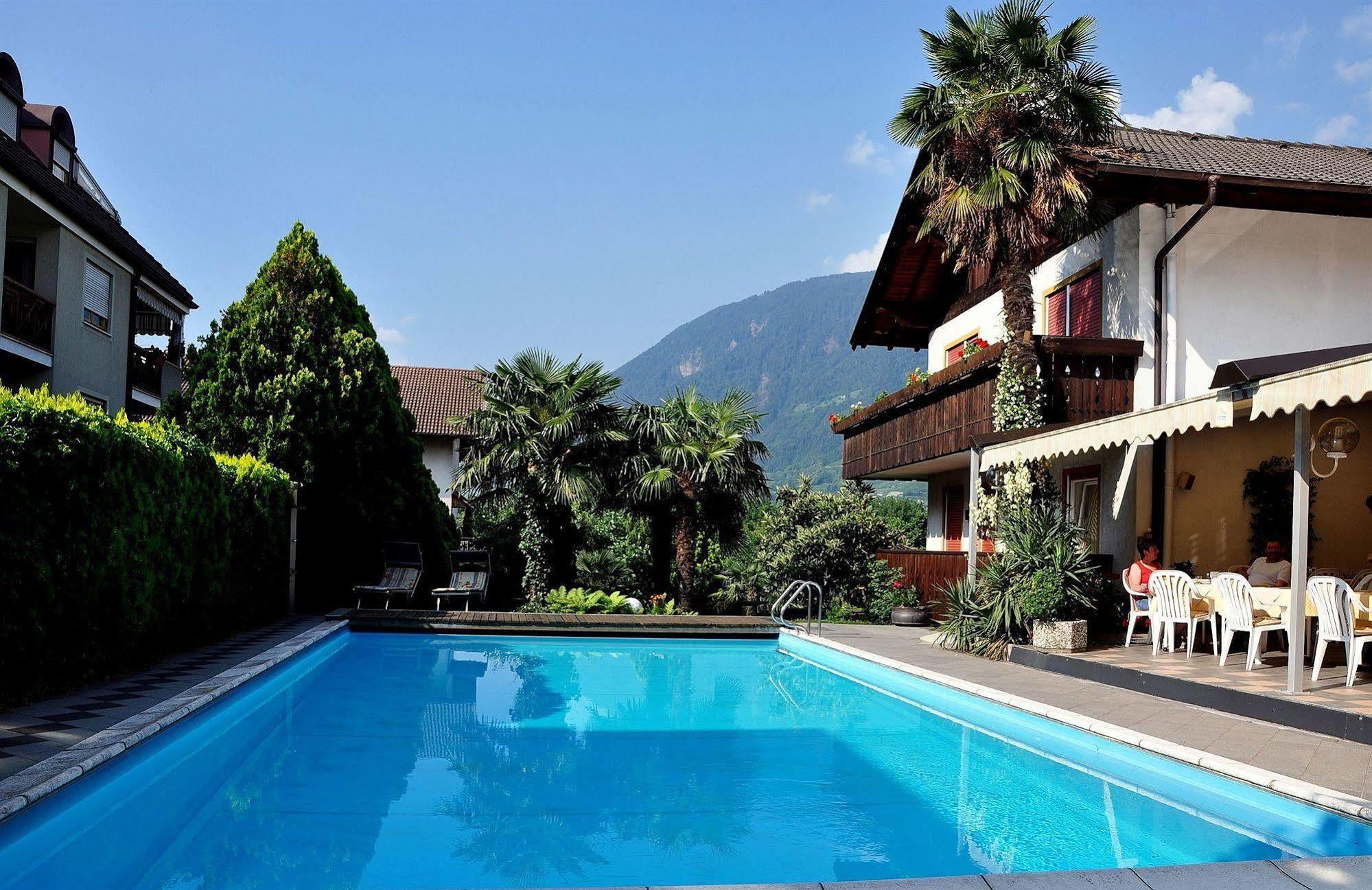 Hotel Gruberhof ميرانو المظهر الخارجي الصورة
